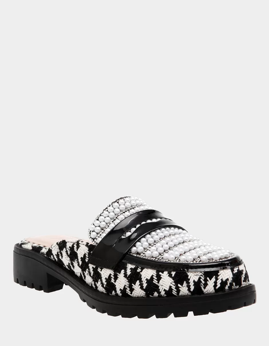 Women Betsey Johnson Shoes<Ronin Black/White